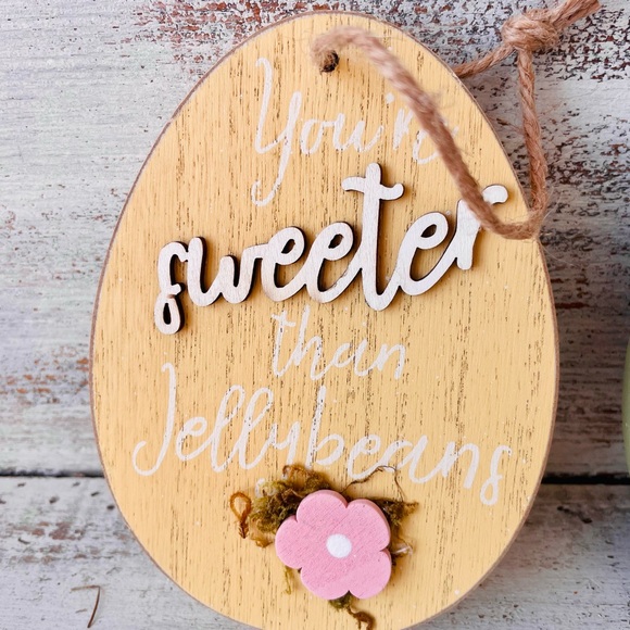 *Egg Hunt Ornament Yellow “You’re Sweeter Than Jellybeans” - Picture 9 of 10